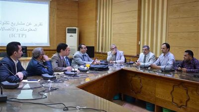 طلاب جامعة بنها يشاركون في تنفيذ رؤية مشروعات تكنولوجيا المعلومات