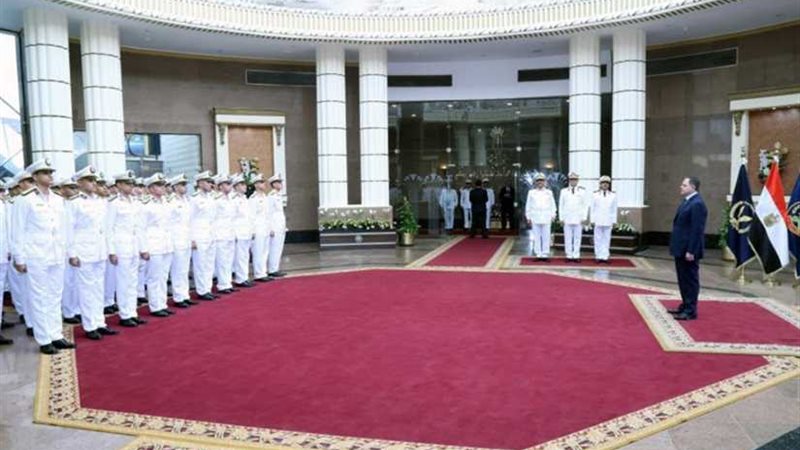 وزير الداخلية يشهد