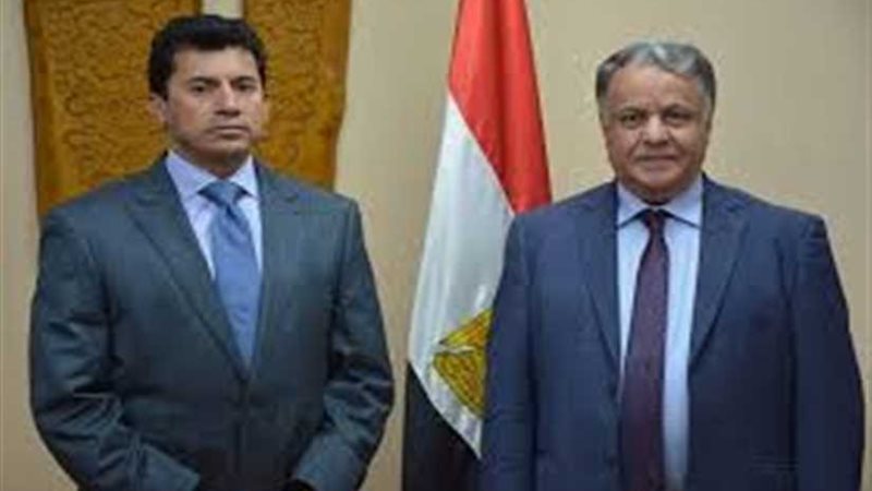 وزير الشباب والرياضة