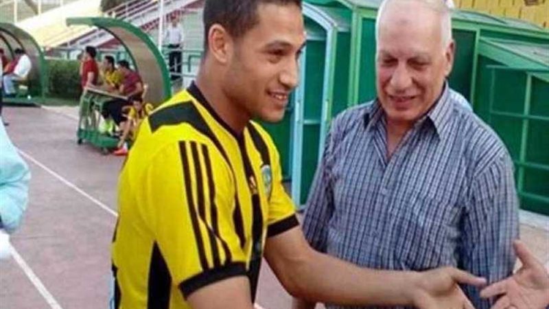 مهاجم المنتخب يغادر