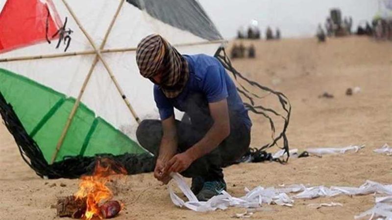 الطائرات الورقية