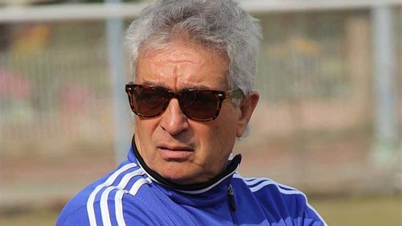 18لاعبًا بقائمة الاتحاد