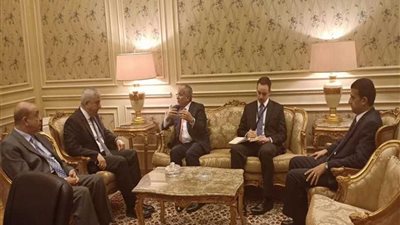 سفير الأردن بالقاهرة يلتقي 