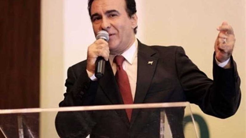 الفنان طارق الدسوقي