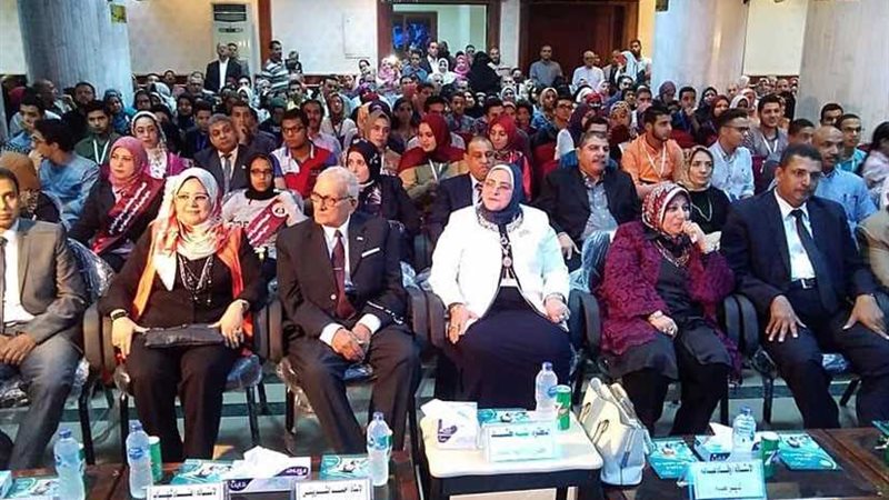 تكريم 99 طالباً وطالبة