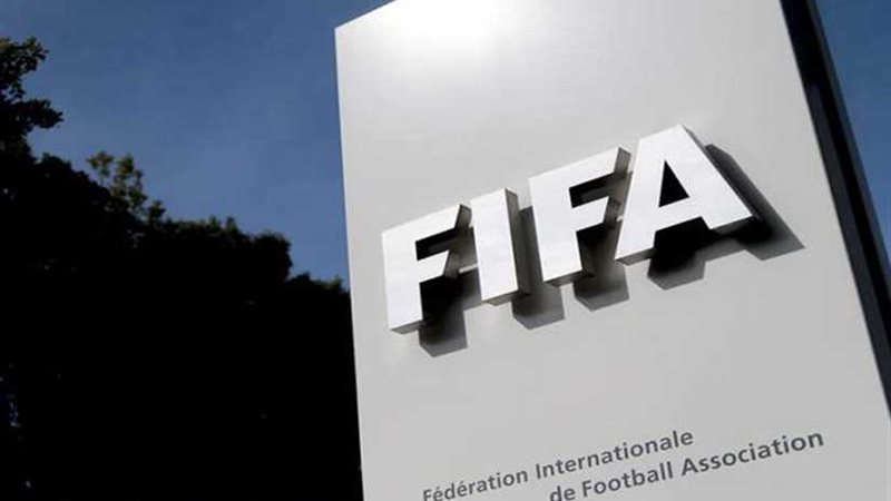 فيفا تنعى وفاة باتريك