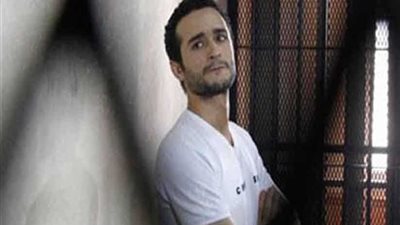 اليوم.. محاكمة دومة في أحداث مجلس الوزراء