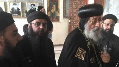 البابا تواضروس يزور قبر الأنبا بيشوي بدير القديسة دميانة