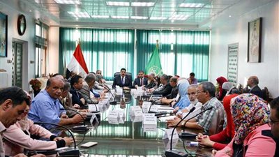 عبد الحليم يبحث إطلاق مبادرة 