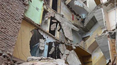 انهيار عقار بالشرابية