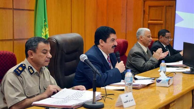 محافظ القليوبية يلجأ