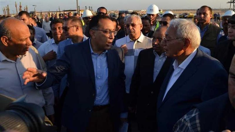 رئيس الوزراء يتفقد