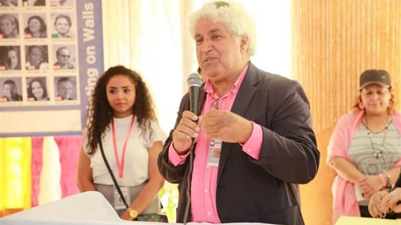 رئيس وفد الفنانين