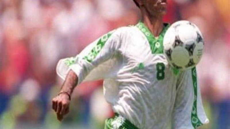 فيفا يحتفل بذكرى