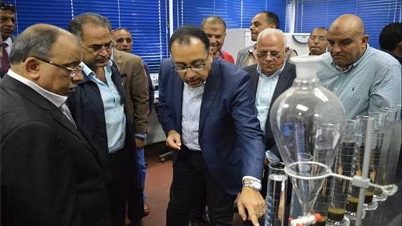 رئيس الوزراء يتفقد