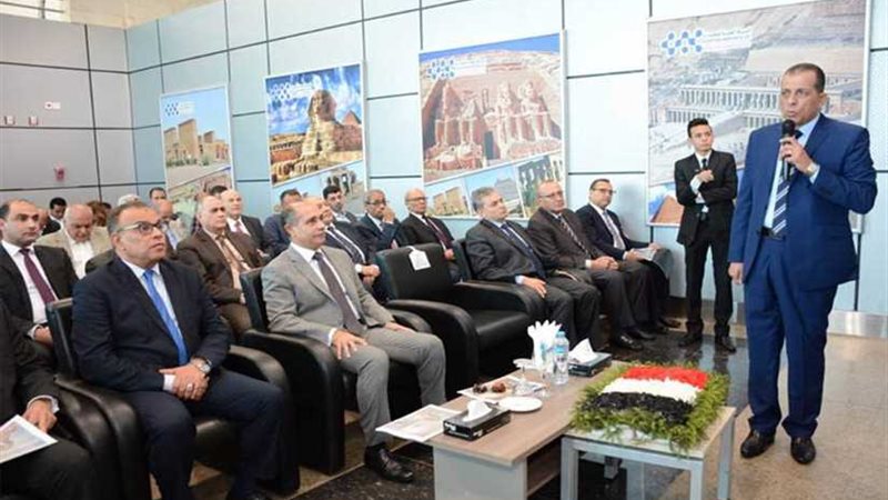 وزير الطيران المدني