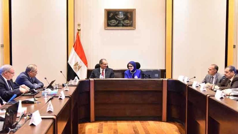 وزيرا الصحة والاتصالات