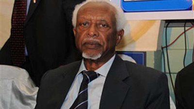 الأزهر الشريف ينعى الرئيس سوار الذهب