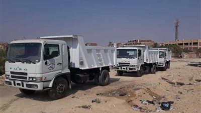القليوبية تتسلم 3 سيارات قلاب لدعم منظومة النظافة
