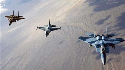 بينهم 7 أطفال.. مقتل 32 مدنيا في سوريا جراء غارات التحالف ضد 