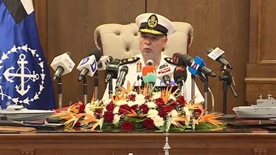 قائد القوات البحرية: لدينا وحدات وأسلحة متطورة لحماية سواحلنا 