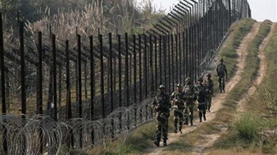 إطلاق نار متبادل على الحدود بين القوات الأفغانية والباكستانية