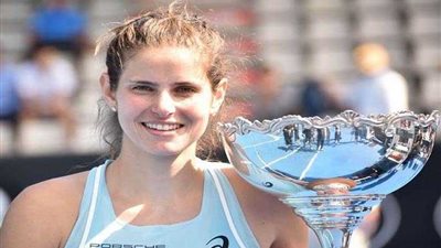 الألمانية جورجيس تتوج بلقب بطولة لوكسمبورج للتنس