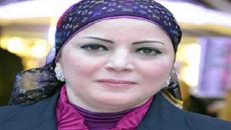 العبسي تشيد بملتقى