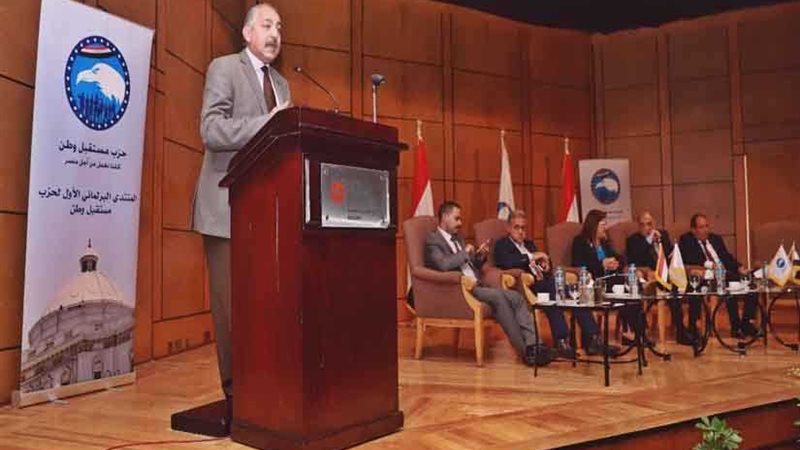 العامري فاروق: مستقبل