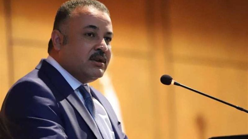 عاطف ناصر: مصر تعيش