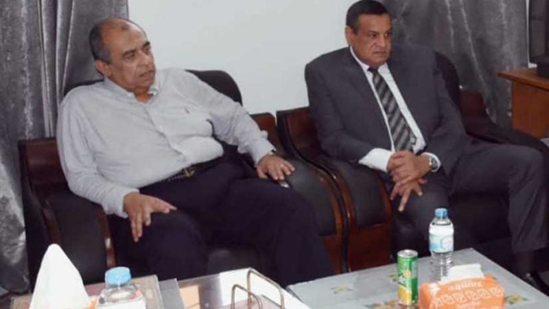 محافظ البحيرة يستقبل