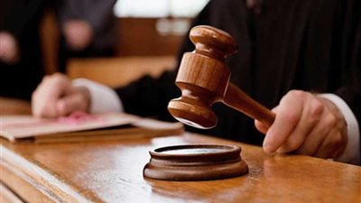 تأجيل محاكمة 30 متهماً في 