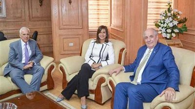 وزيرة الهجرة تبحث مع نائب وزير الخارجية اليوناني آخر تطورات تنظيم 