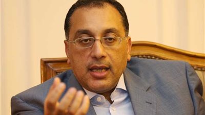 رئيس الوزراء يستعرض خطة تطوير مصلحة الضرائب المصرية