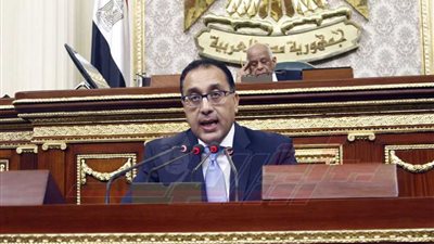 رئيس الوزراء يتعهد: سنوازن بين حماية الحريات ومواجهة الإرهاب