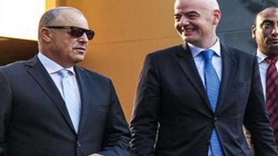 رئيس الفيفا يهنئ أبوريدة ببرونزية شباب الصالات في أولمبياد الأرجنتين