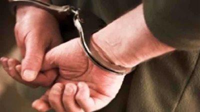 ضبط عاملين بحوزتهما 152 قرص مخدر بـ