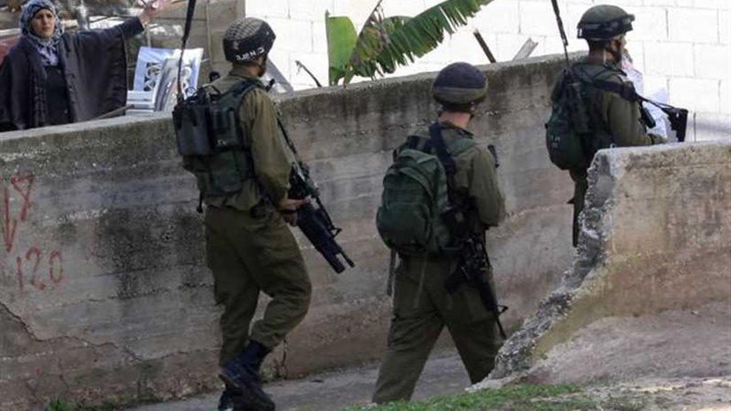 قوات الاحتلال تعيق