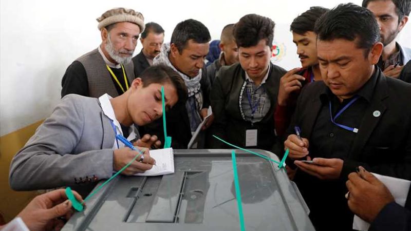 غلق باب التصويت بعد