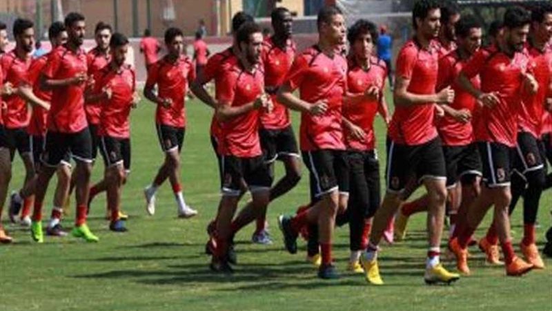 الأهلي يواصل تدريباته