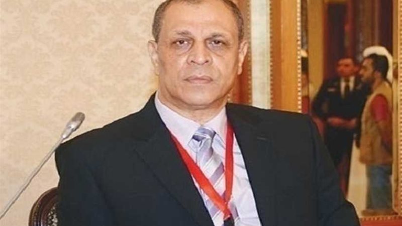 حلف اليمين وتسليم