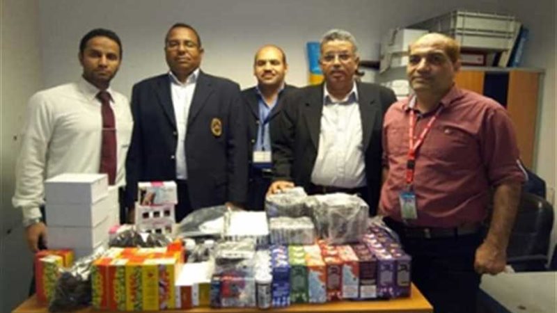 جمارك مطار الغردقة