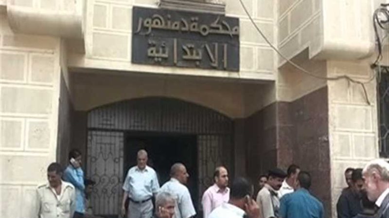 إحالة أوراق طالب