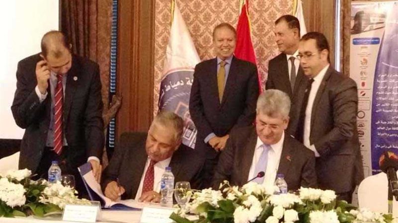 القابضة للنقل: ٥٢١