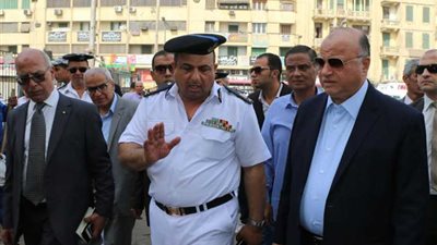 محافظ القاهرة يفاجئ حي السيدة زينب بحملة مكبرة