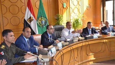 محافظ الإسماعيلية يعلن تنفيذ 1719 مشروعا للشباب