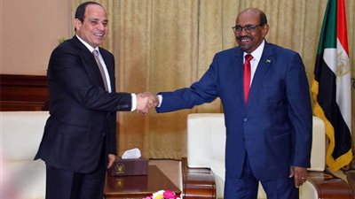 بدء جلسة المباحثات بين الرئيس السيسي ونظيره السوداني
