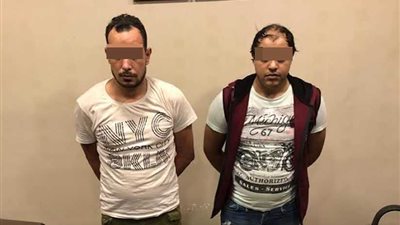 القبض على عاطلين بحوزتهما 3 كيلو حشيش في عين شمس