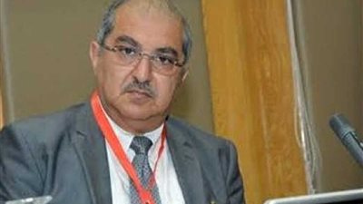 رئيس جامعة أسيوط يعين 4 رؤساء أقسام جدد بكلية الطب ومعهد الأورام وكلية التمريض