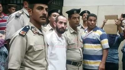 تأجيل محاكمة المتهم بقتل طفليه 